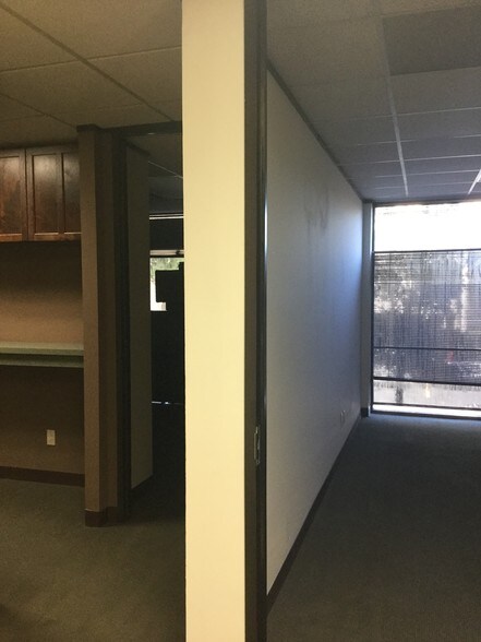More Photos Of 3200 Steck Ave, Austin Office For Sale