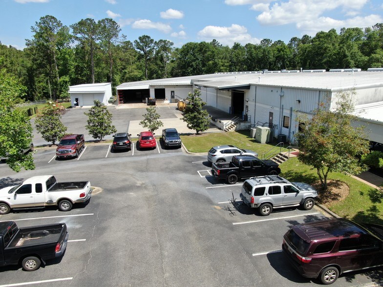 More Photos Of 3121 Hartsfield Rd, Tallahassee Light Manufacturing For Sale