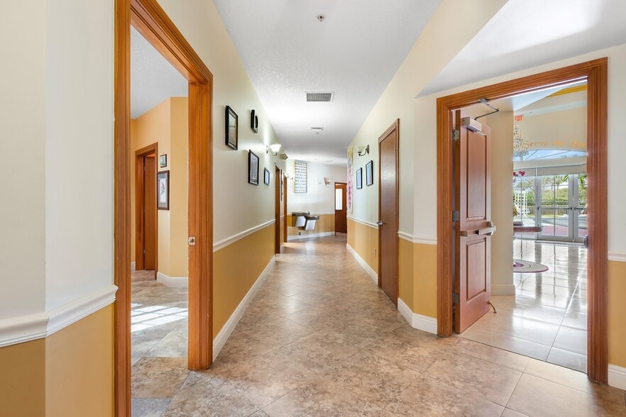 More Photos Of 7025 Summerville Ter, Lake Worth Religious Facility For Sale