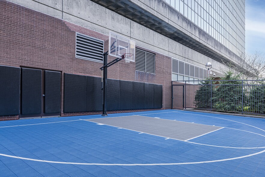 More Photos Of 360 Hamilton Ave, White Plains Office For Lease