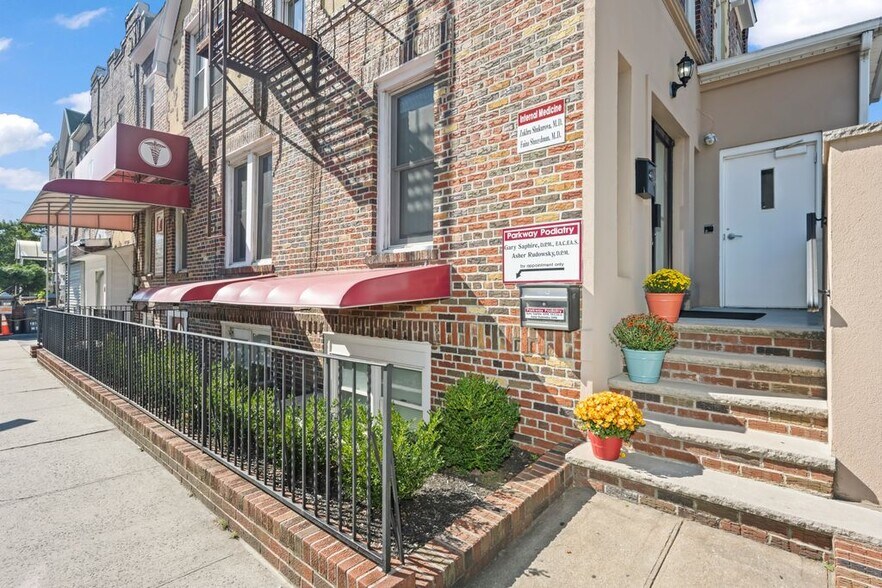 More Photos Of 248 Avenue P, Brooklyn Office Residential For Sale