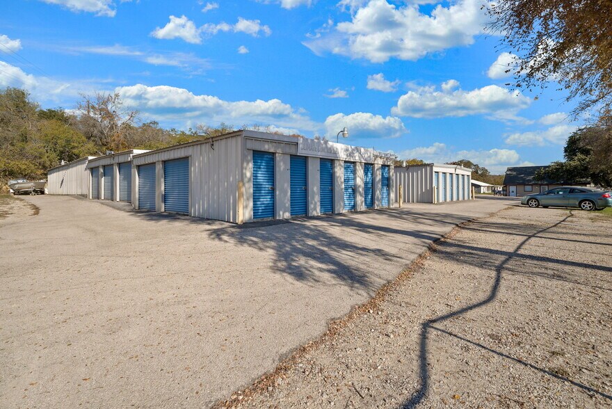 More Photos Of 145 Quail Run, San Marcos Self Storage For Sale