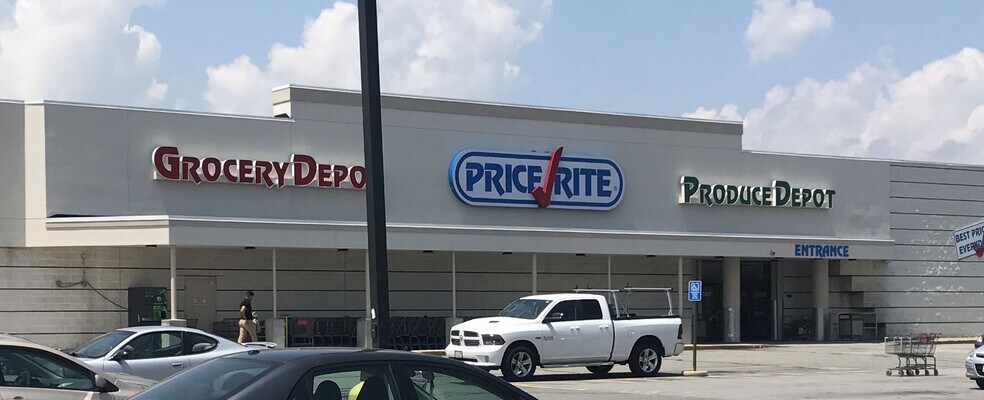 More Photos Of 86 Swansea Mall Dr, Swansea Unknown For Lease