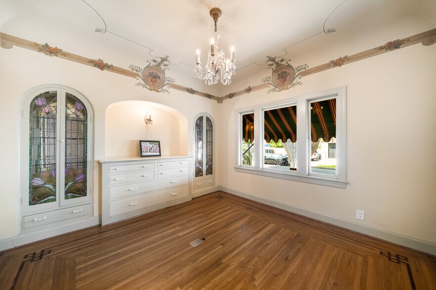 More Photos Of 702-704 E Chapman Ave, Orange Office For Lease
