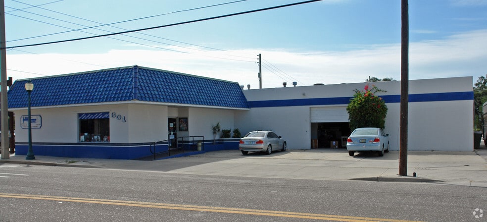 More Photos Of 301 Central Ave, Sarasota Freestanding For Sale