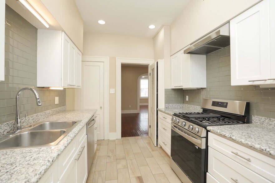 More Photos Of 717 Broadway St, Galveston Apartments For Sale