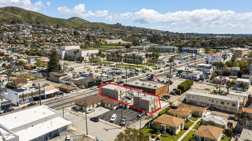 Primary Photo Of 2016-2020 E Main St, Ventura Storefront Retail Office For Sale