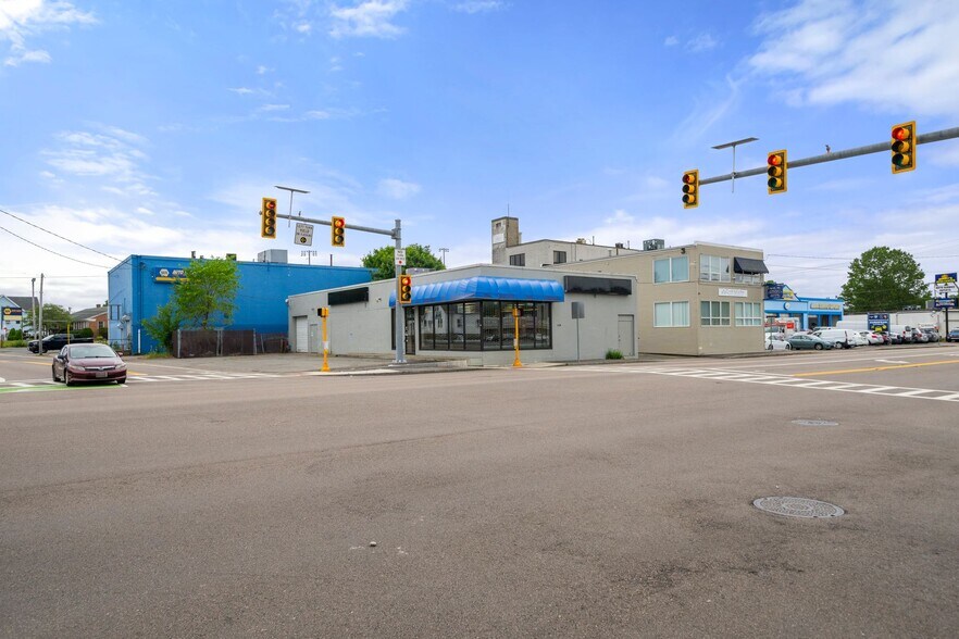 Primary Photo Of 628 Belmont St, Brockton Freestanding For Lease