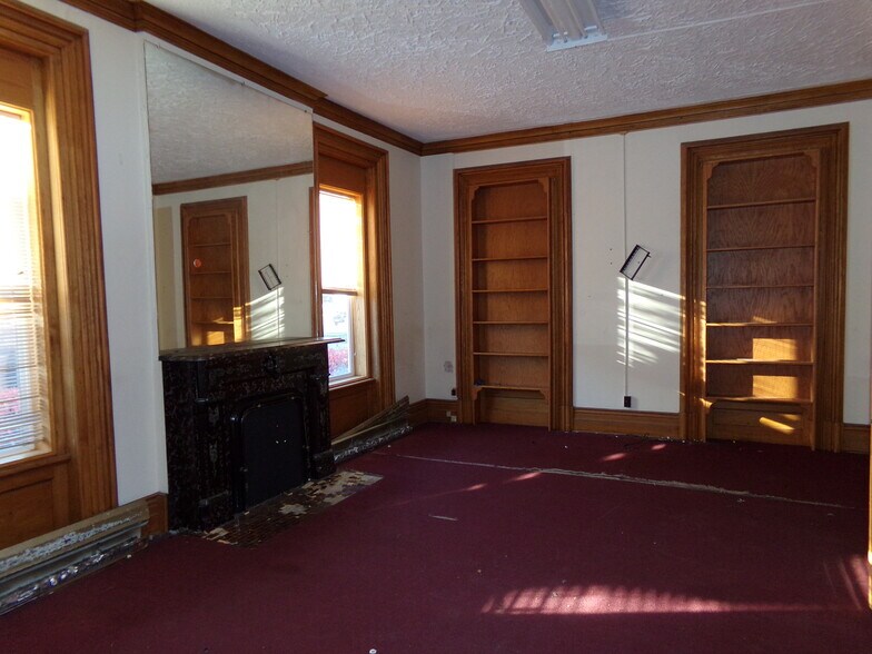 More Photos Of 721 Lincoln Way E, Massillon Office Residential For Sale