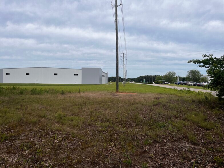 More Photos Of Bearpond road, Henderson Land For Sale