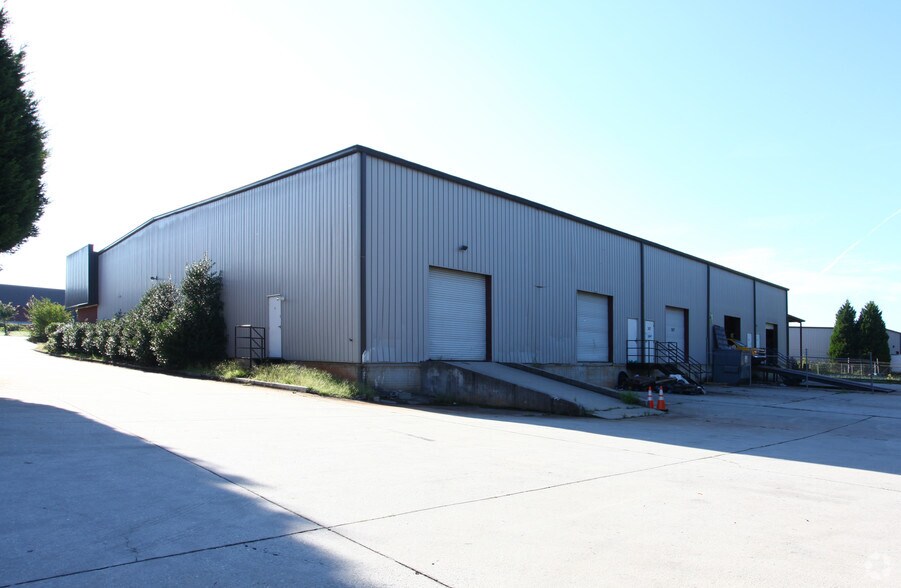 More Photos Of 205-211 Mcdonough Pky, McDonough Unknown For Lease