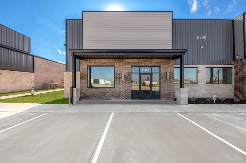 More Photos Of 6723 W Interstate 30, Royse City Unknown For Lease