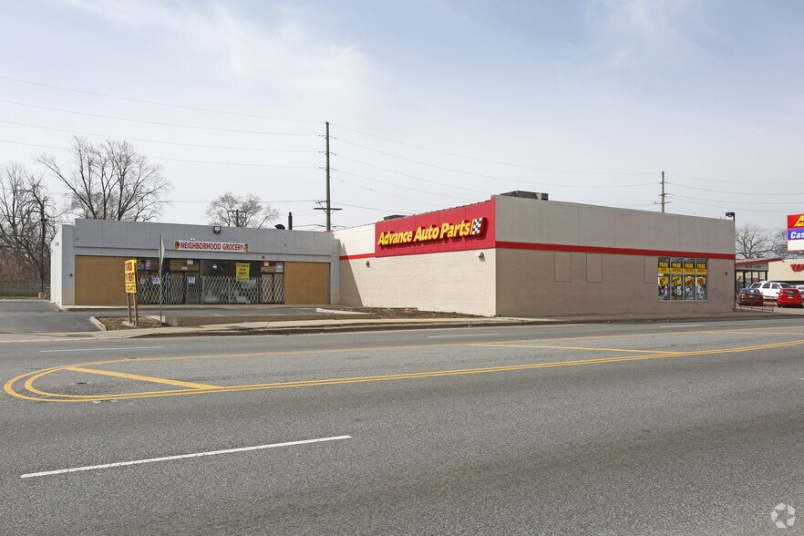 Primary Photo Of 272-276 E 147th St, Harvey Freestanding For Lease