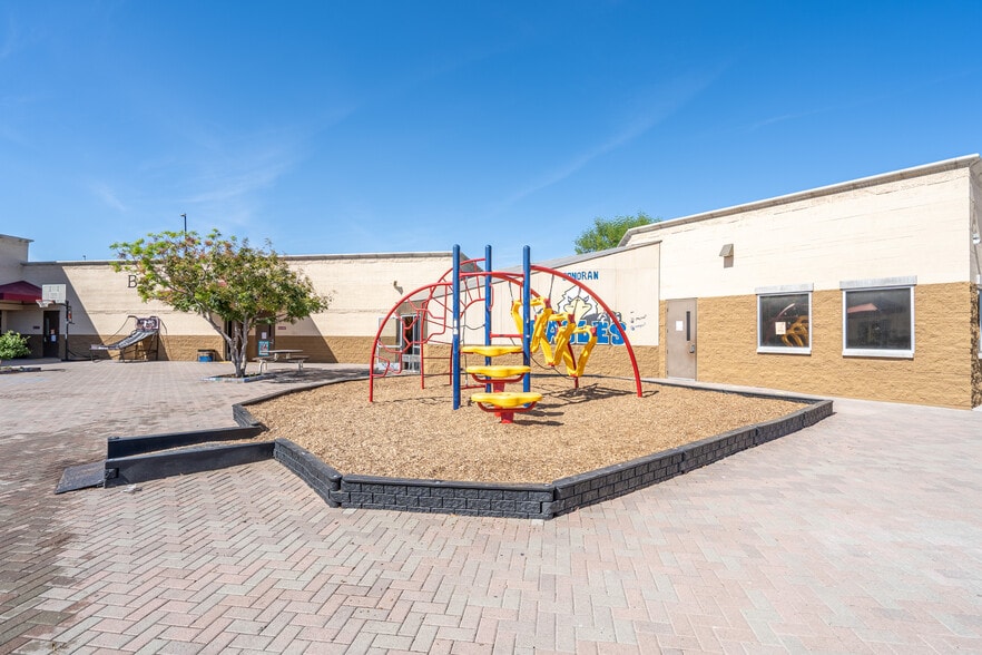 More Photos Of 17667 N 91st Ave, Peoria Schools For Sale