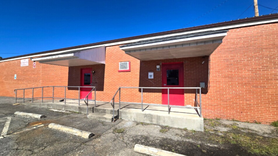 More Photos Of , Cherryville Unknown For Sale