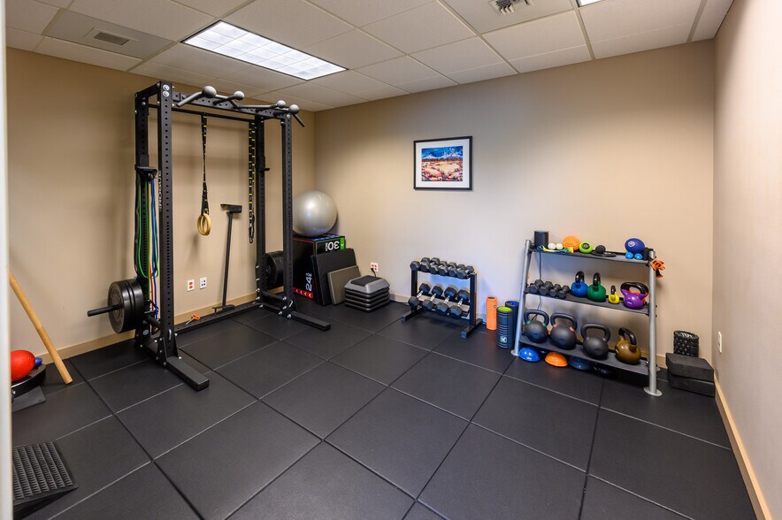 More Photos Of 296 SW Columbia St, Bend Office For Sale