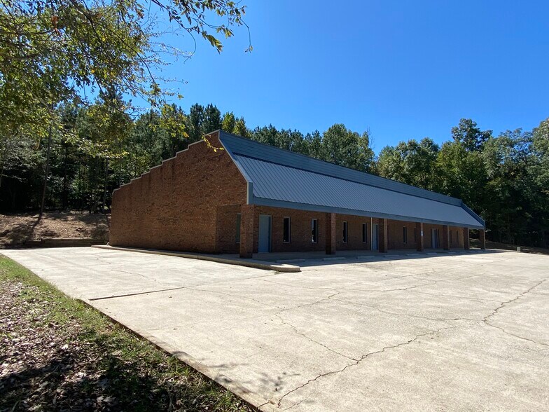 More Photos Of 232-236 Industrial Park Dr, Commerce Office For Lease