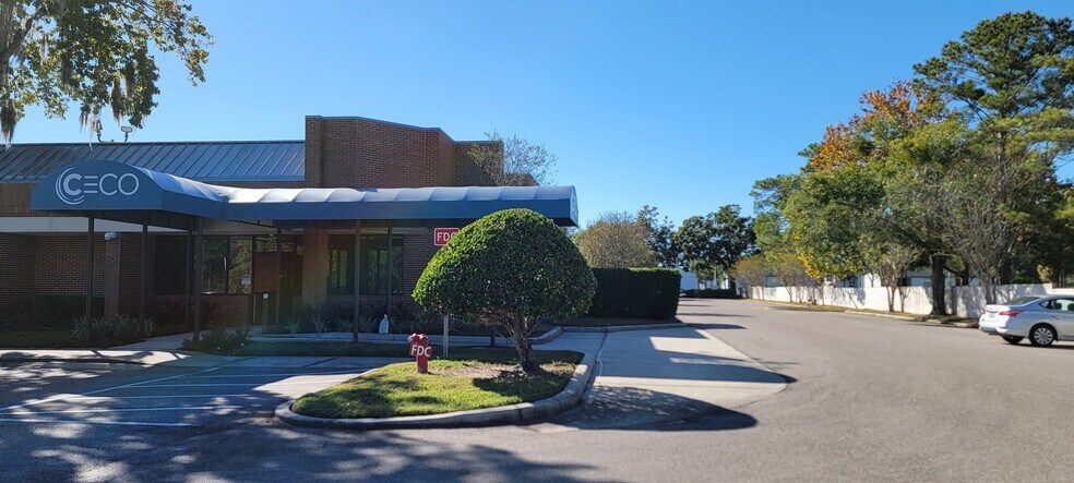 More Photos Of 931 S Semoran Blvd, Winter Park Loft Creative Space For Lease