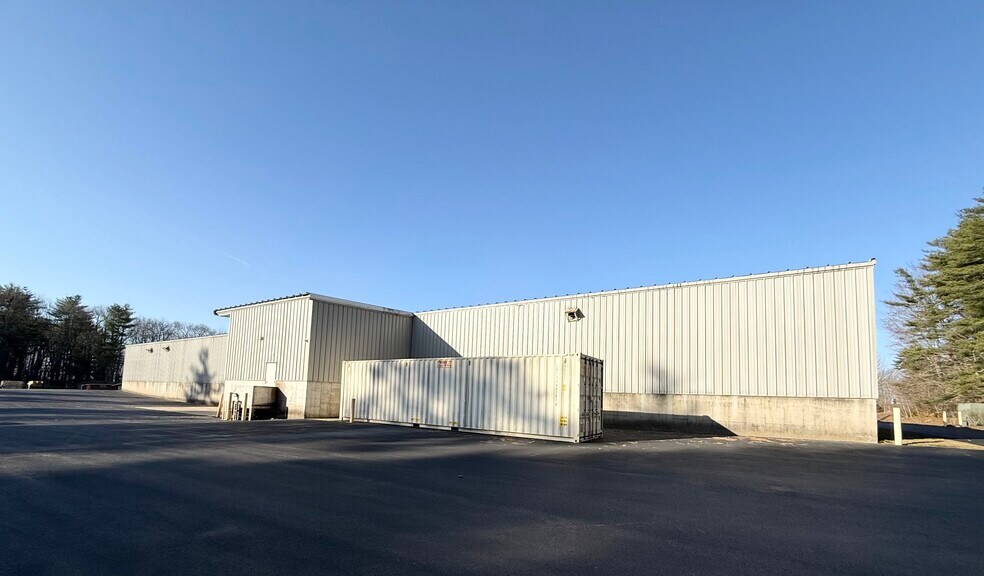 More Photos Of 411 Rt-108, Somersworth Freestanding For Sale