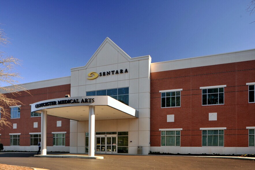 More Photos Of 5659 Parkway Dr, Gloucester Medical For Lease