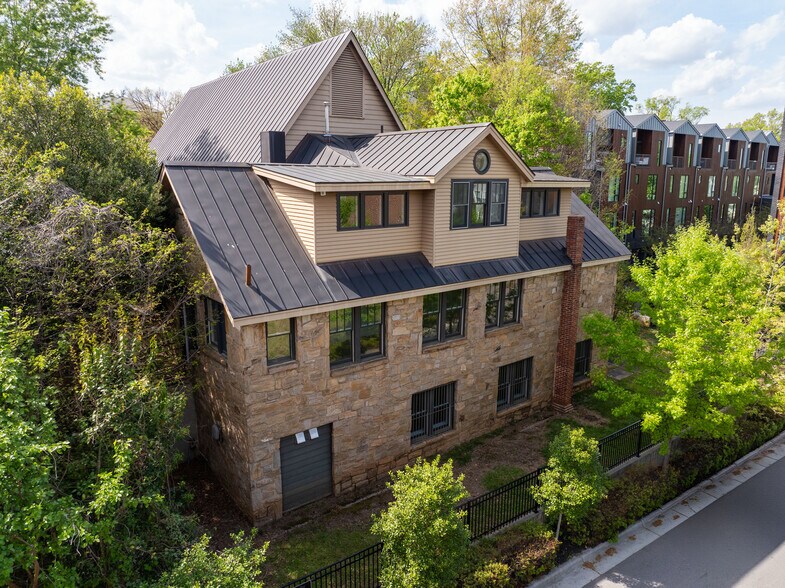 More Photos Of 208 St Marys St, Raleigh Loft Creative Space For Lease