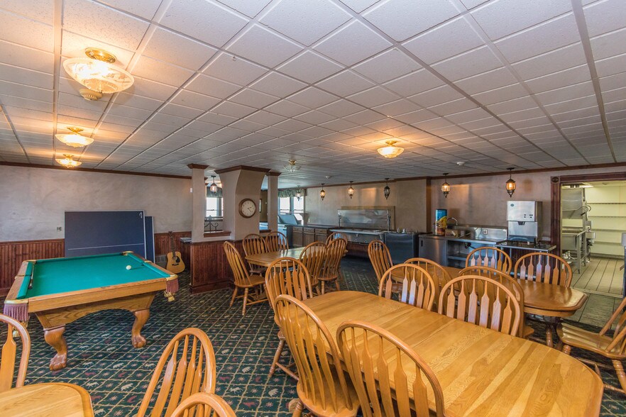 More Photos Of 1454 State Route 30, Wells Specialty For Sale