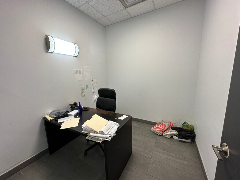 More Photos Of 12415 Metropolitan Ave, Kew Gardens General Retail For Lease