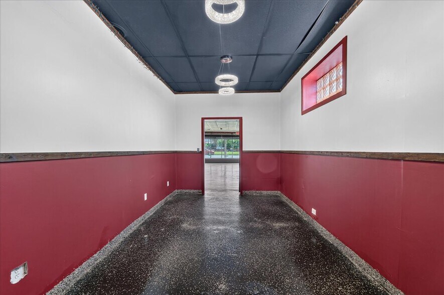 More Photos Of 26734 Michigan Ave, Inkster Freestanding For Sale