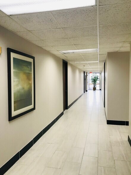 More Photos Of 3315 Burke Rd, Pasadena Medical For Lease