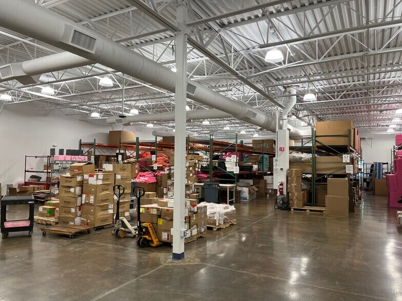 More Photos Of 755 Middlesex Tpke, Billerica Light Manufacturing For Lease