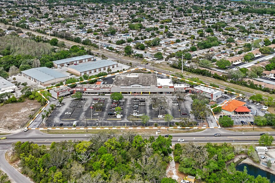 Primary Photo Of 1943 N Pinellas Ave, Tarpon Springs Storefront For Sale
