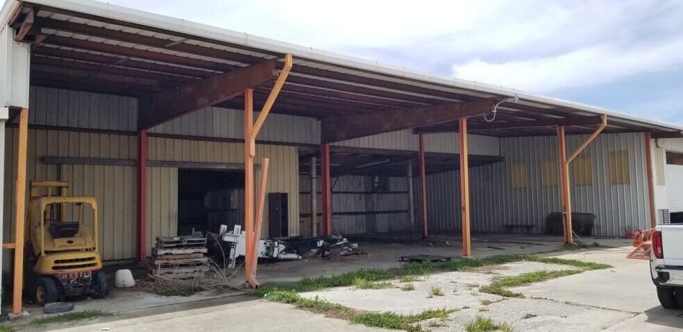More Photos Of 1400 10th Ave, Vero Beach Warehouse For Sale