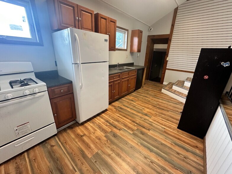 More Photos Of 47 W Bridge St, Oswego Storefront Retail Residential For Sale