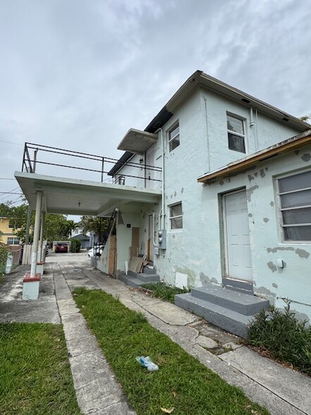 More Photos Of 850 NW 5th Ave, Miami Apartments For Sale