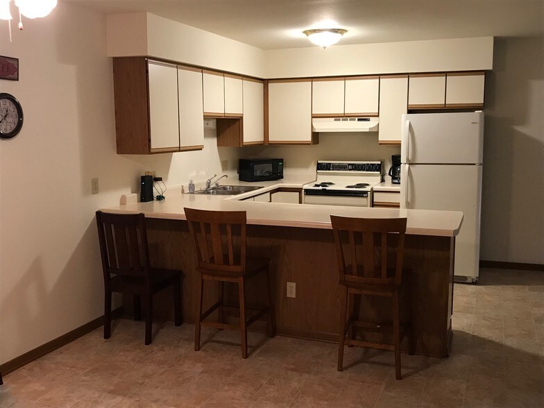 More Photos Of 260 Germania St, Randolph Apartments For Sale