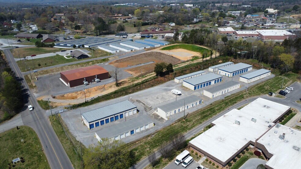More Photos Of 511 Old Riceville Rd, Athens Self Storage For Sale
