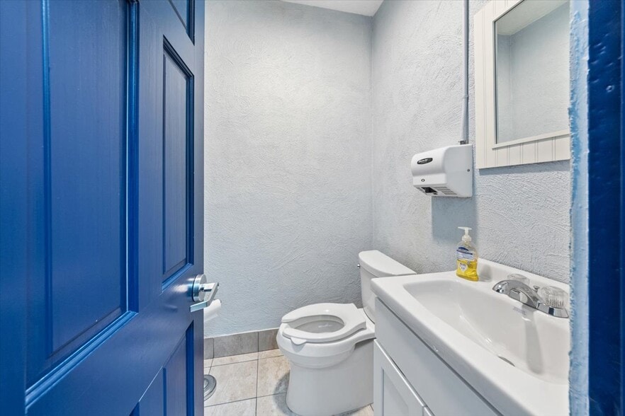 More Photos Of 148-150 Pearl St, Port Chester Auto Repair For Sale