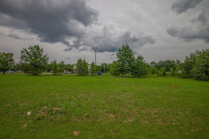 More Photos Of 9055 Fairforest Rd, Spartanburg Land For Sale