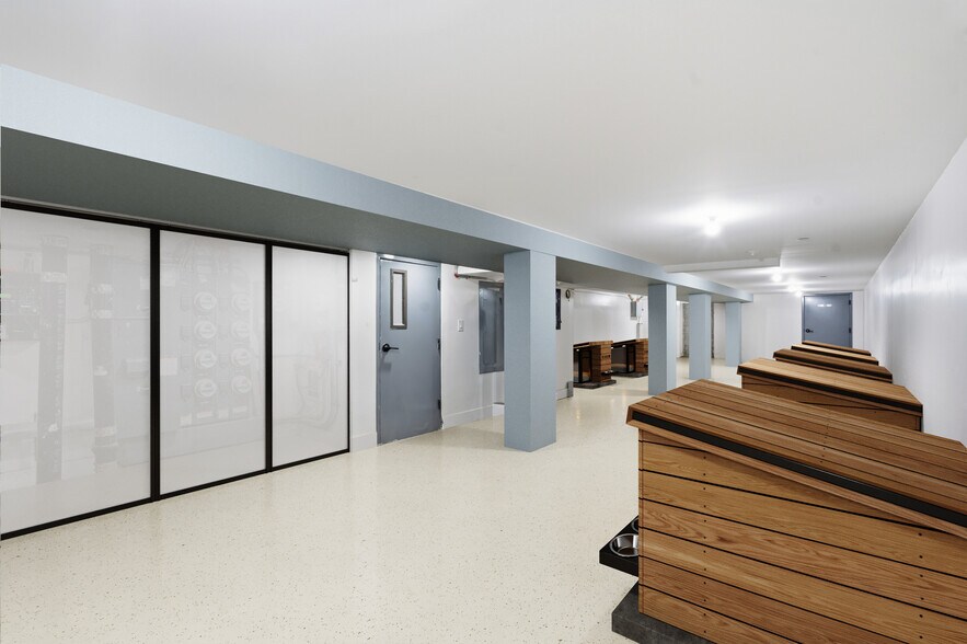 More Photos Of 1112 Fulton St, Brooklyn Storefront Retail Residential For Lease