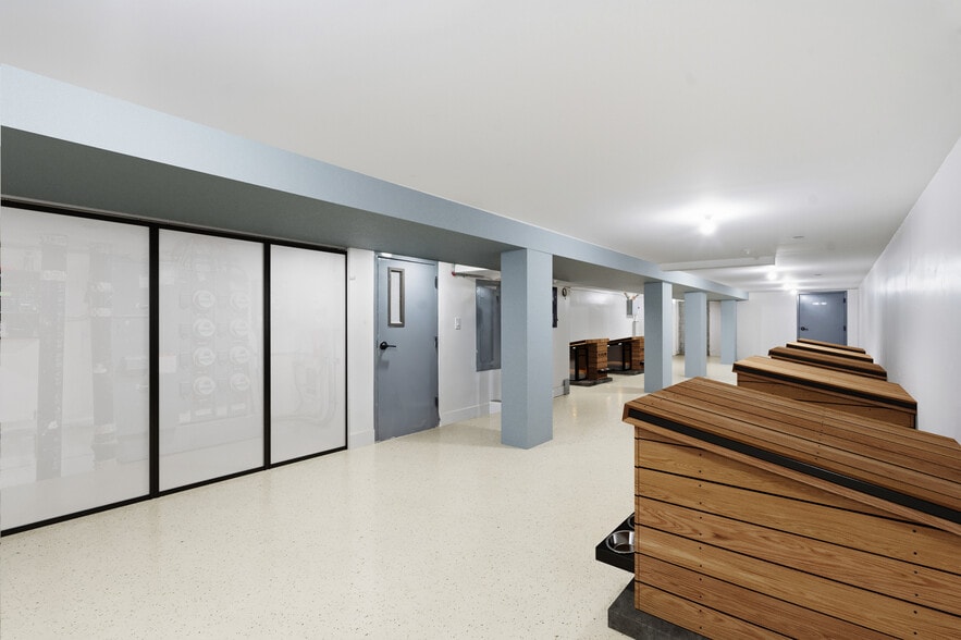 More Photos Of 1112 Fulton St, Brooklyn Storefront Retail Residential For Lease