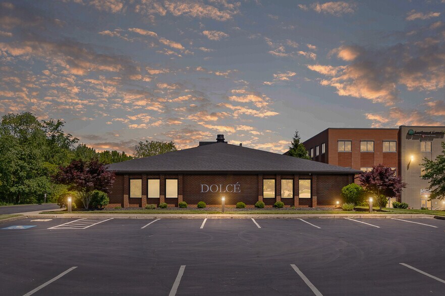 Primary Photo Of 18820 Bagley Rd, Middleburg Heights Office For Sale