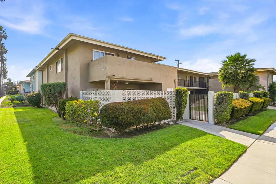 More Photos Of 1184 W Casa Grande Ave, Anaheim Apartments For Sale