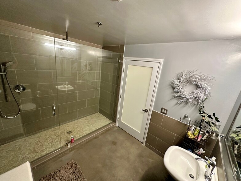 More Photos Of 301 Mission Ave, Oceanside Apartments For Sale