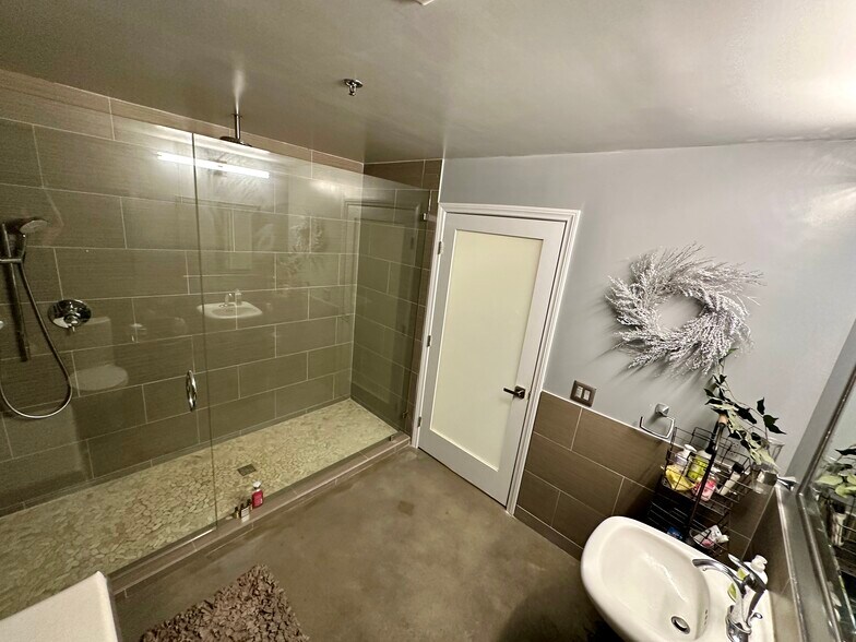 More Photos Of 301 Mission Ave, Oceanside Apartments For Sale