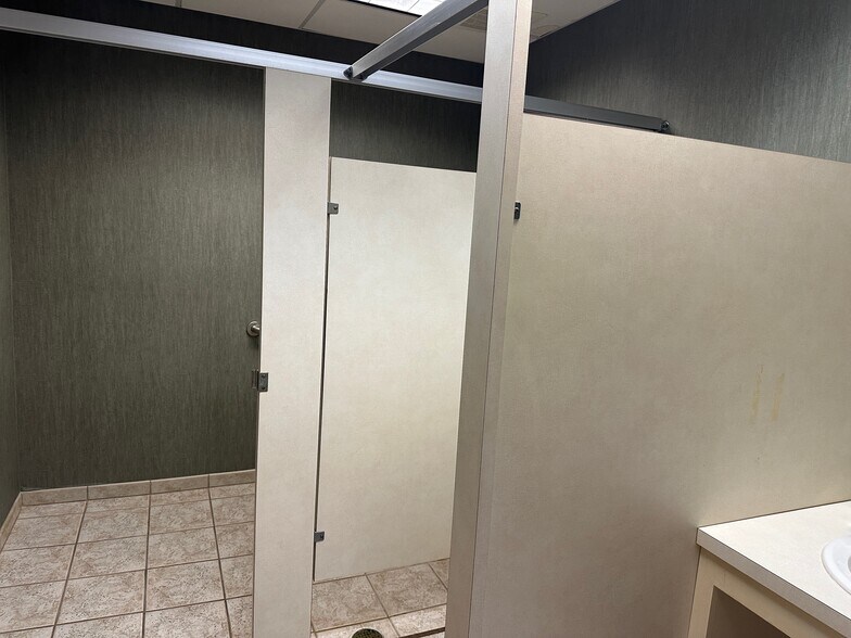 More Photos Of 2145 Duluth Hwy, Duluth Office For Lease