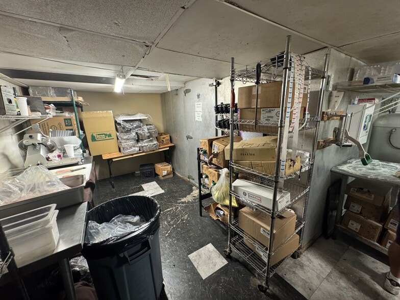 More Photos Of 513-519 Germantown Pike, Lafayette Hill Storefront For Lease