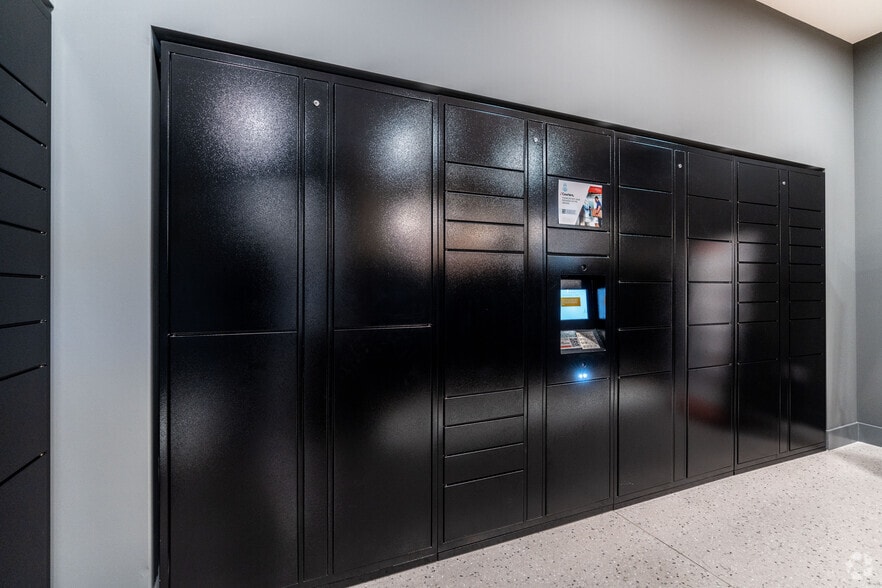 More Photos Of 500 W Broadway, Long Beach Apartments For Lease