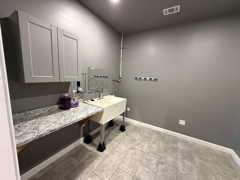 More Photos Of 12500 Willow Springs Rd, Haslet Unknown For Lease