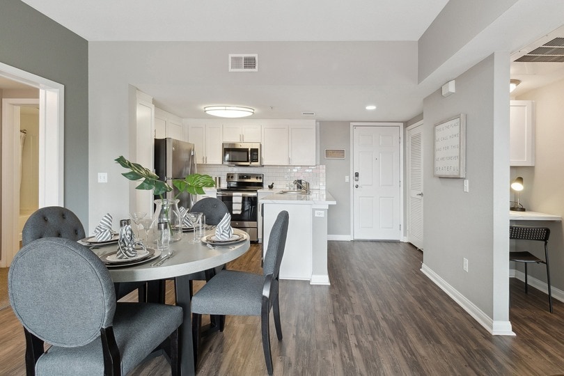 More Photos Of 5395 Napa St, San Diego Apartments For Lease