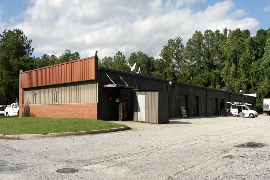 More Photos Of 4746 Hammermill Rd, Tucker Light Distribution For Lease